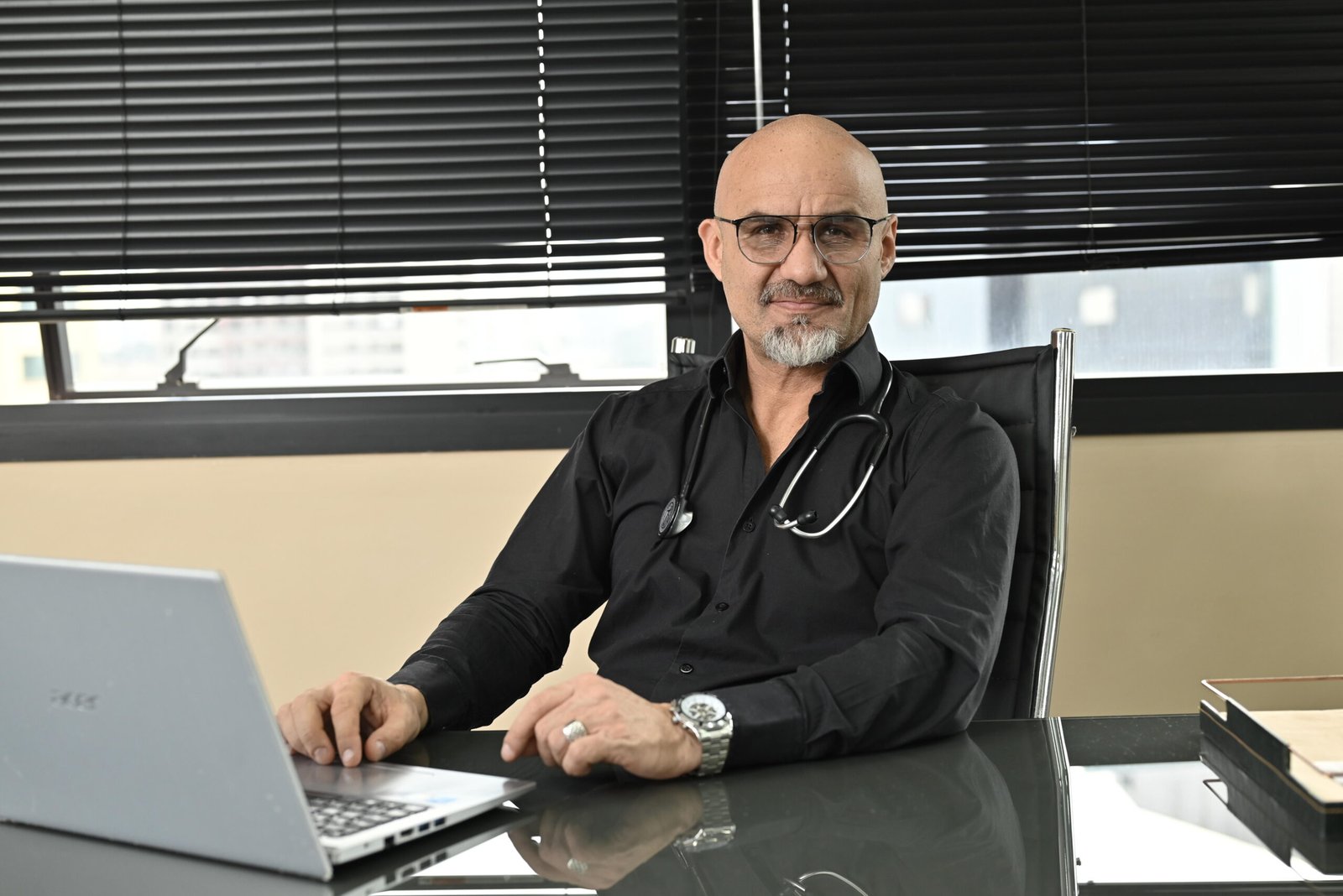 Dr. Vicente Beraldi Freitas, médico fundador do Doutor Estresse